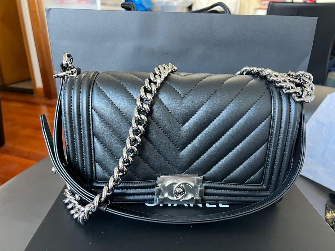 Chanel Boy 25 cm V