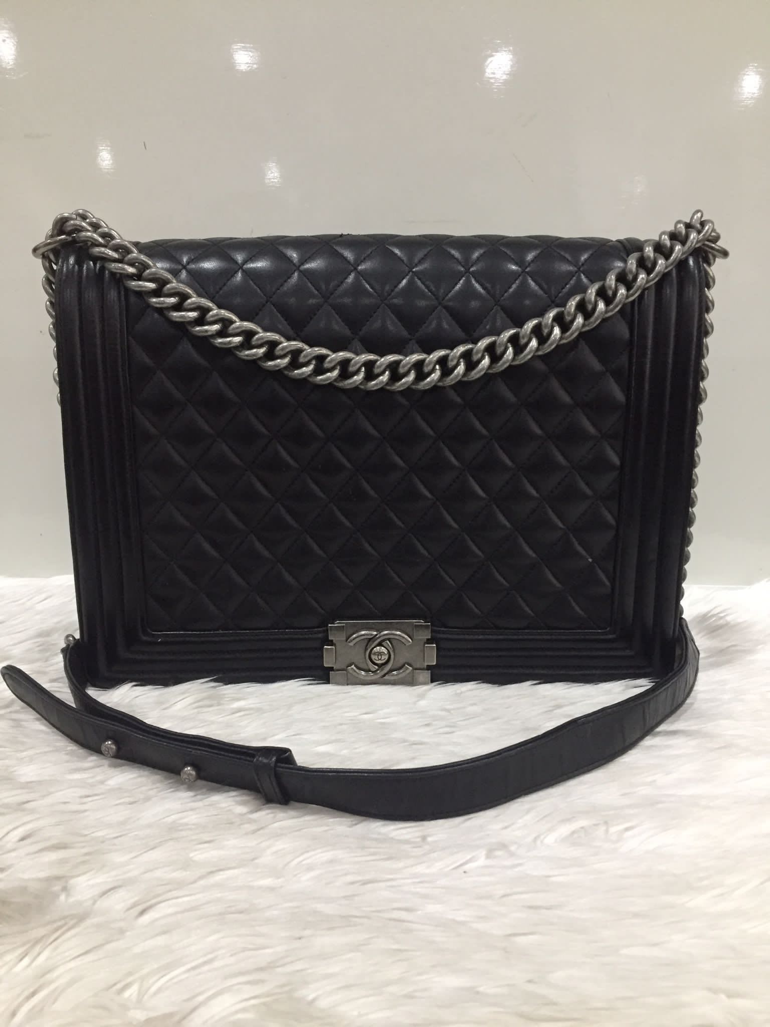 Chanel jumbo boy bag sales