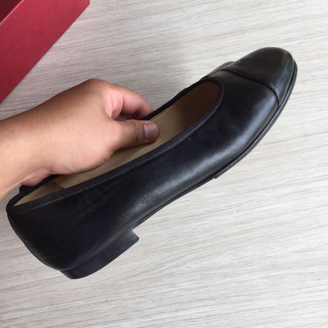 Chanel Uniform “ Not For Resale “ flat shoes size 39 1/2C, Fesyen Wanita, Sepatu di Carousell
