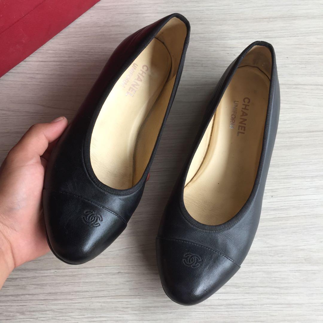Chanel Uniform “ Not For Resale “ flat shoes size 39 1/2C, Fesyen Wanita, Sepatu di Carousell
