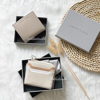 In Stock‼️Charles & Keith Cream White Bifold Photo Slot Short Wallet / Milk Tea Beige Zippered Loose Change Purse64190846879489110