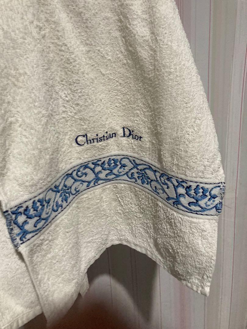 Dior towel price clearance
