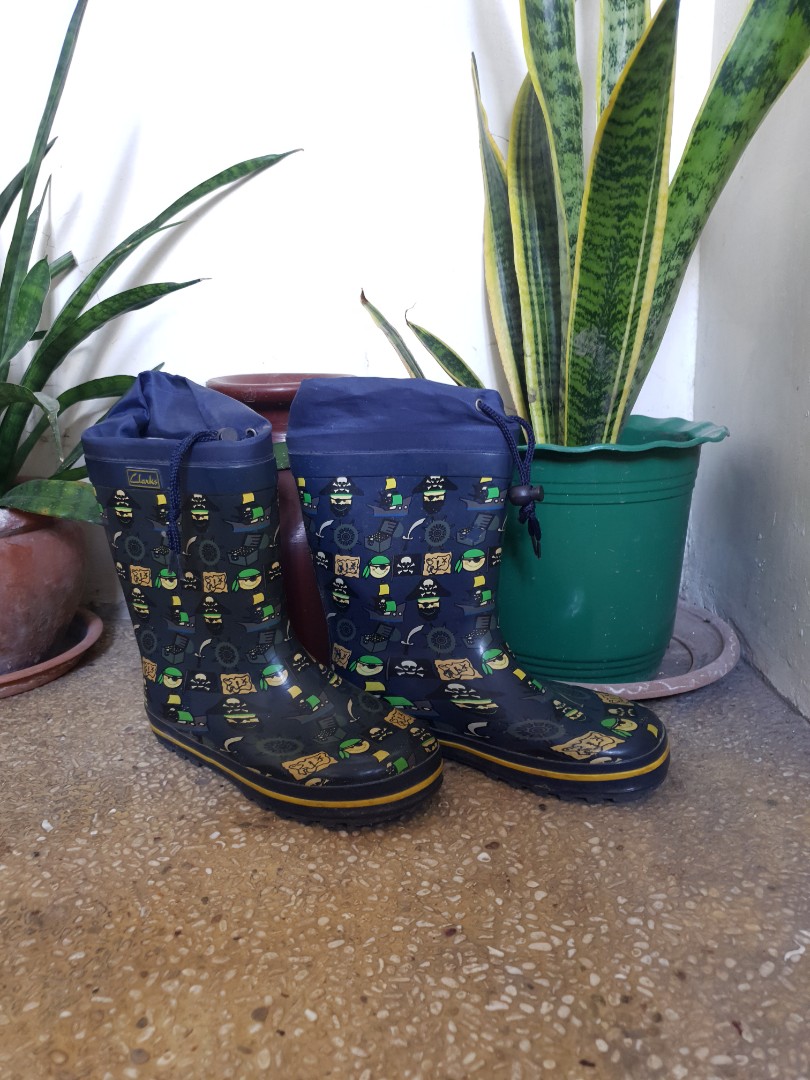 clarks rain boots