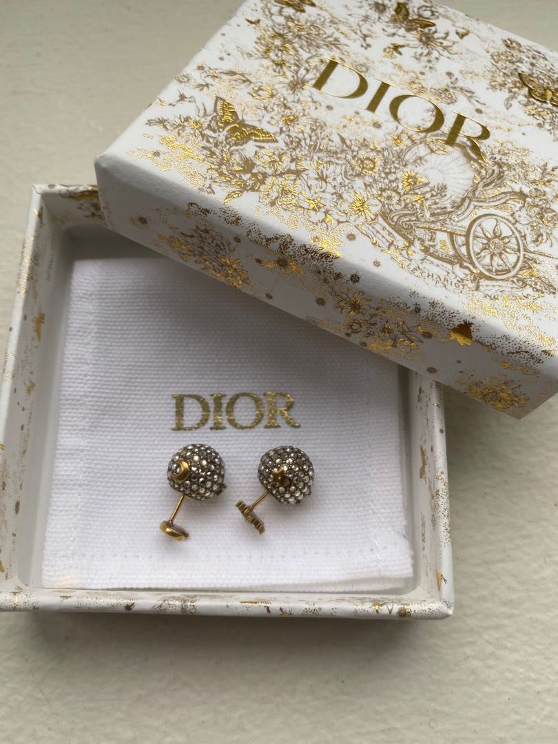 Dior star online and moon earrings