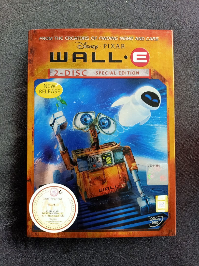 DVD WallE, Music & Media, CD's, DVD's, & Other Media on Carousell