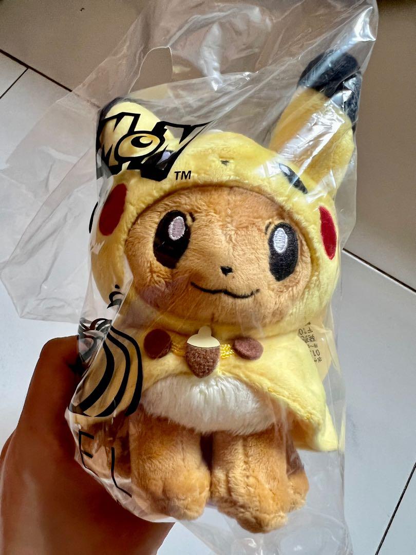 Eevee poncho pikachu plush keychain