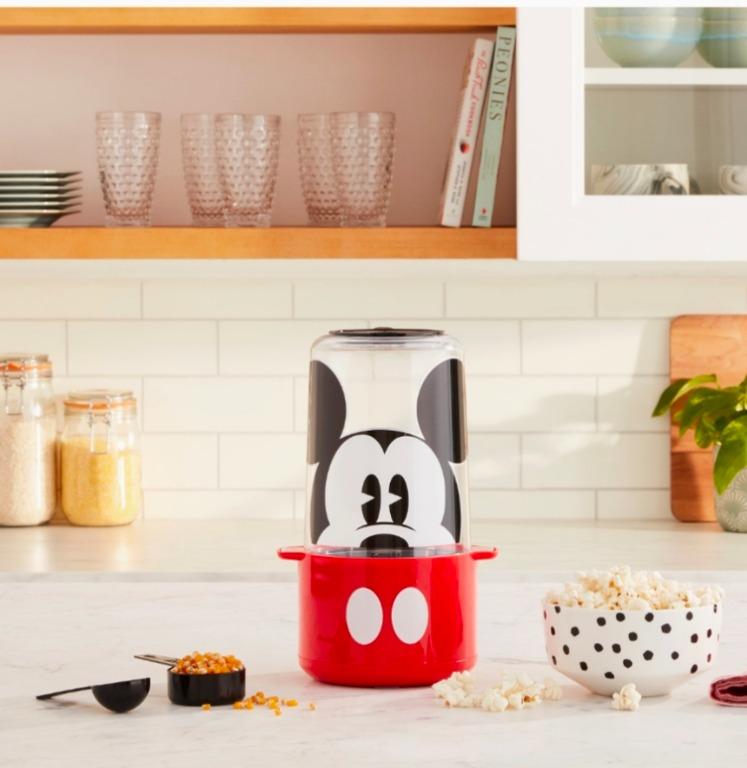 FOR SALE MICKEY MOUSE POPCORN MAKER (Category: Coffee Machines & Makers) located in Malabon City. Submitted by gie_silva (Listing ID 1131162975, Image 1). Description: brand new on hand item 110 VOLTS IMPORTEd interested kindly pm me or call 09328427352 Nonstick Heating Plate and Stainless Stir Rod Just add oil and kernels and the popper does the rest! With a flip of a switch, the base will begin to heat and the stir rod will rotate, evenly stirr