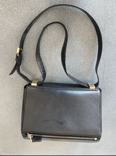（分類：）位於 。 由 kc1214 提交（商品編號 1131112555，圖片 1）。簡介： 。