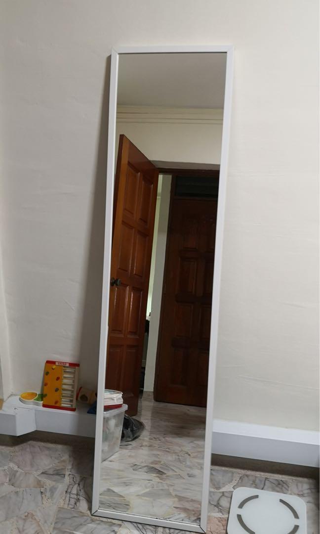 Ikea Stave White Frame Mirror, How To Remove Ikea Mirror Tiles From Wall