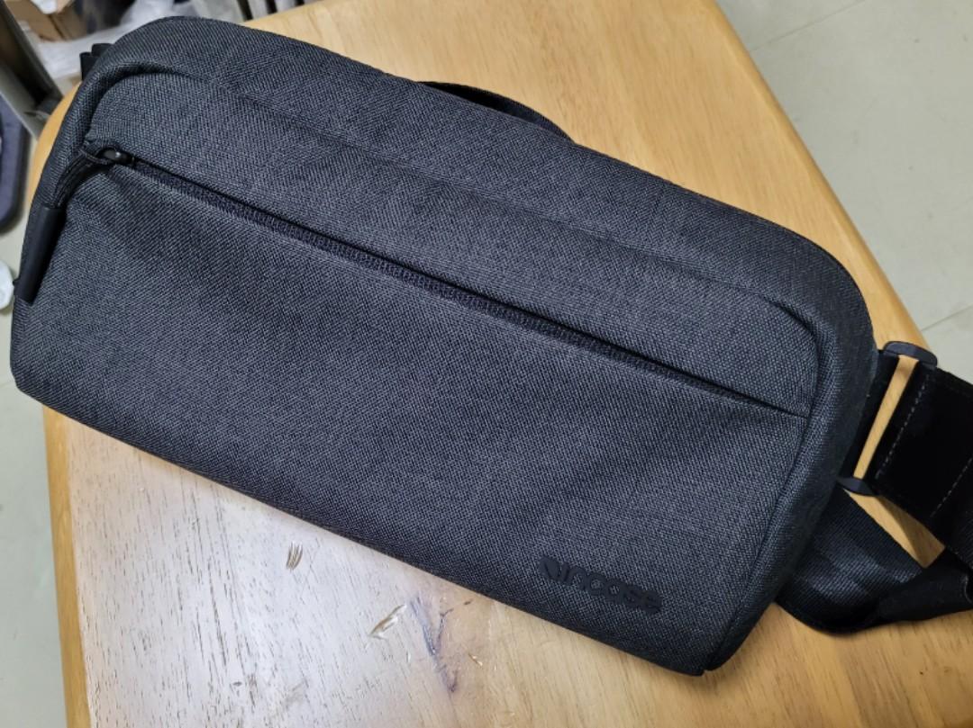 Incase camera side bag store