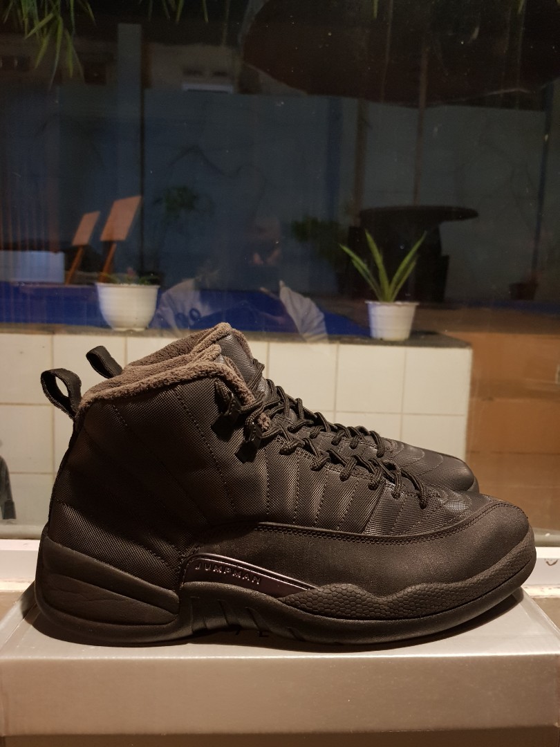 jordan retro 12 winter black