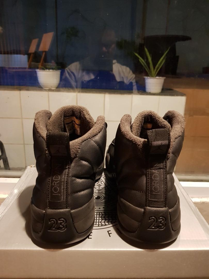 jordan retro 12 winter black