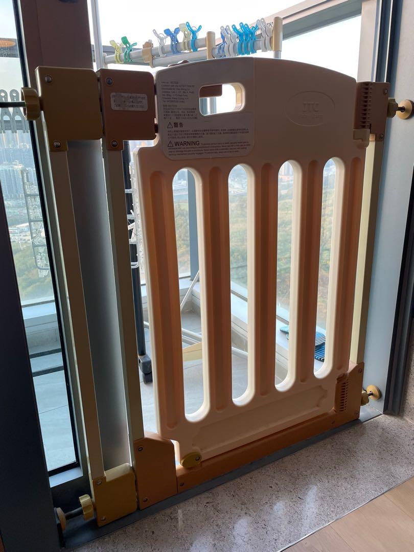 Jtc top baby gate