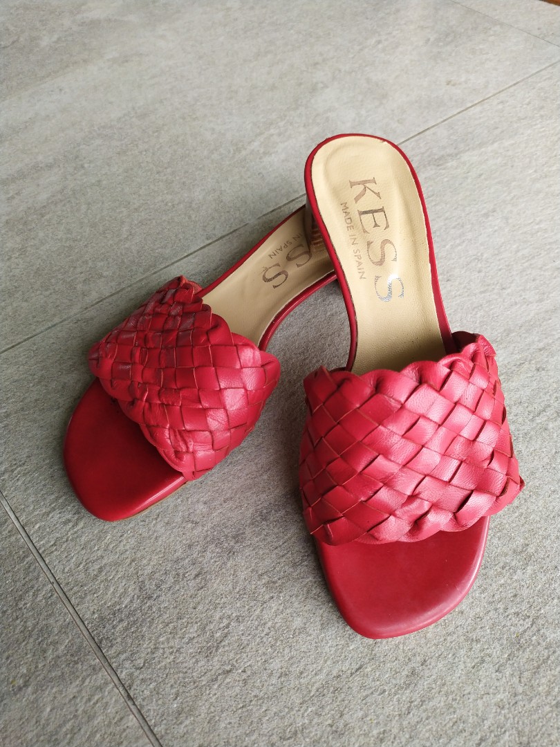 Kess sandals clearance