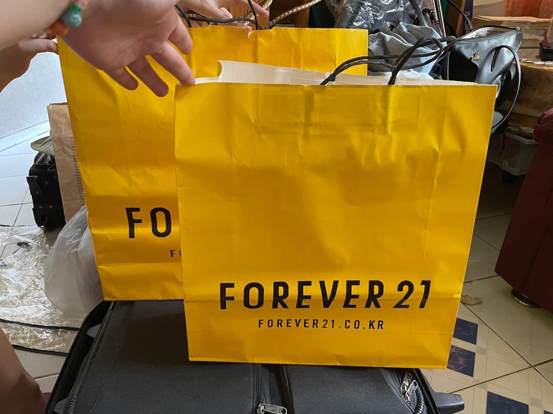 Paper bag forever 21 store