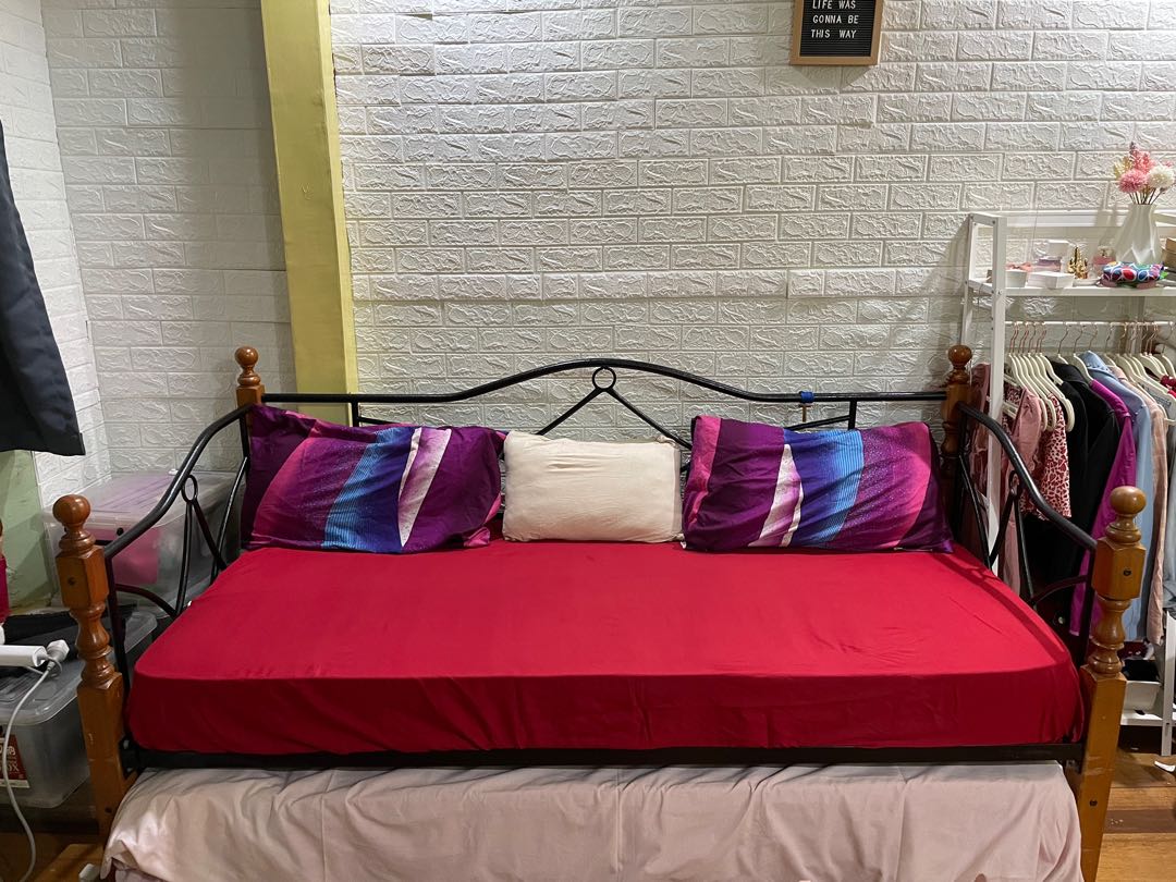 Metal and wood day bed, Furniture & Home Living, Furniture, Bed Frames