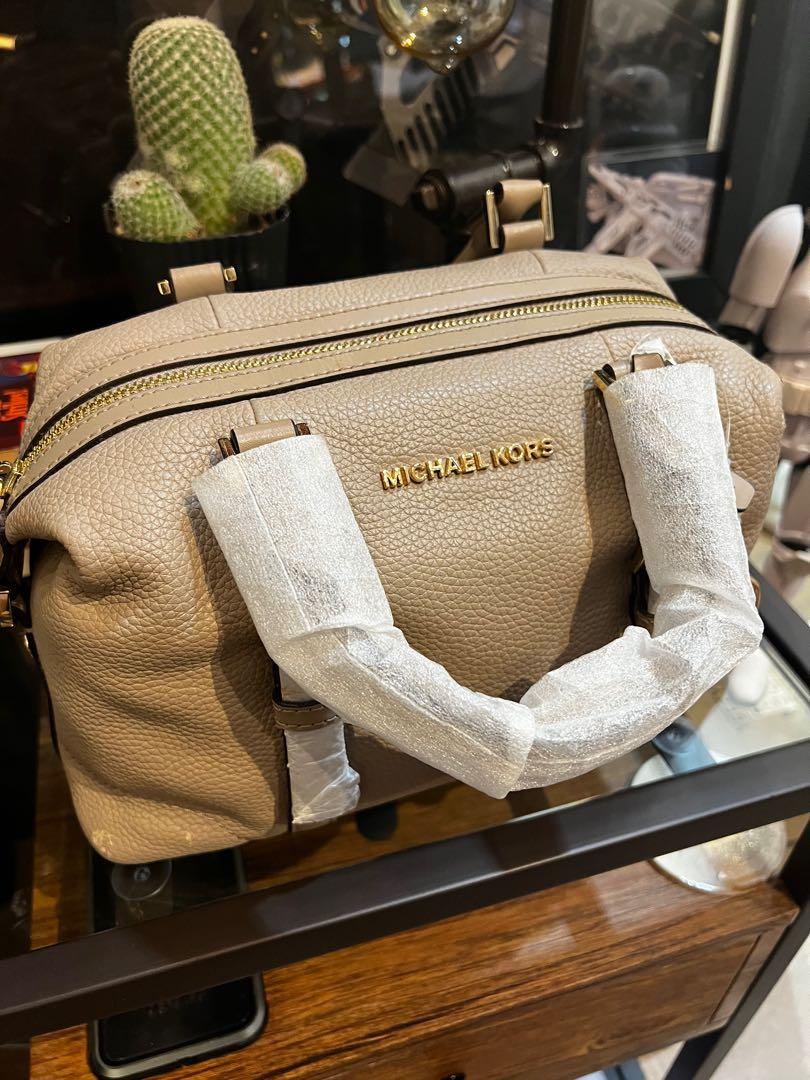 Doctor bag michael hot sale kors
