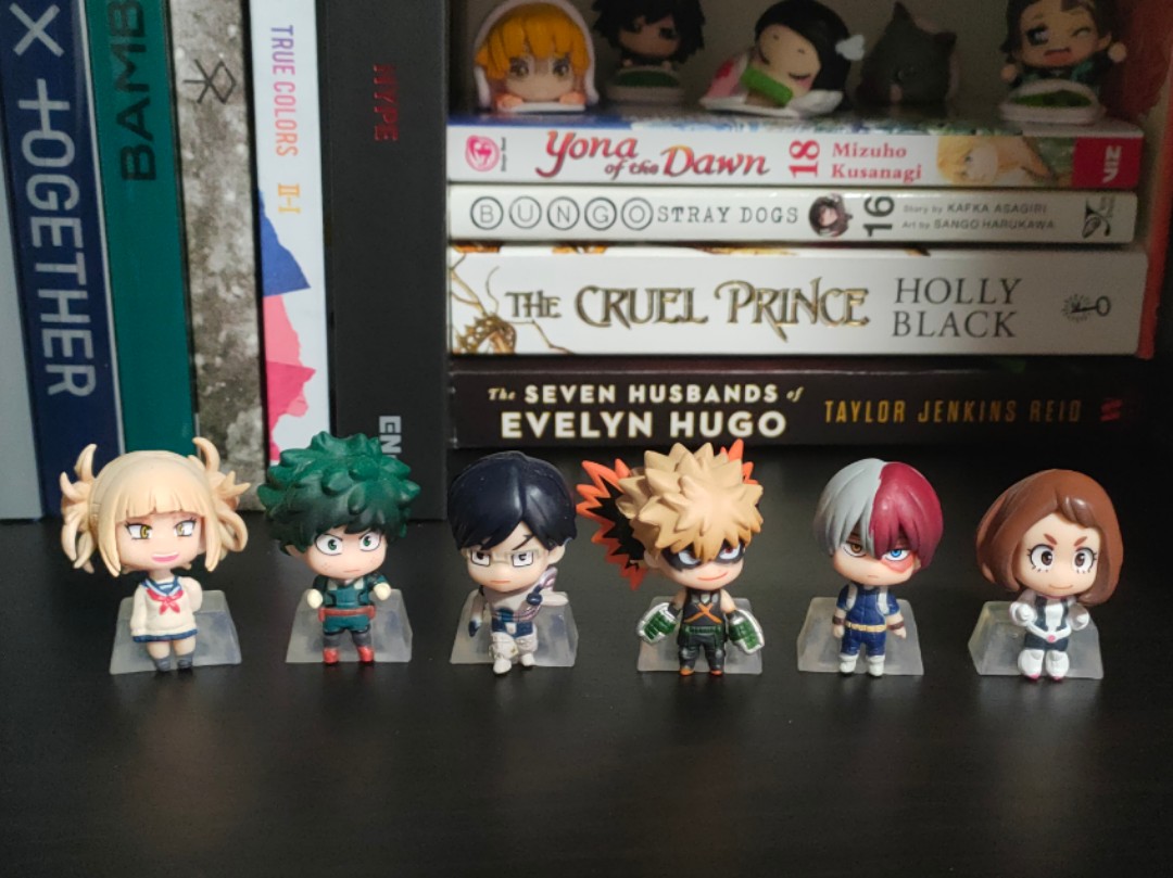 My hero academia mini figure Clearance