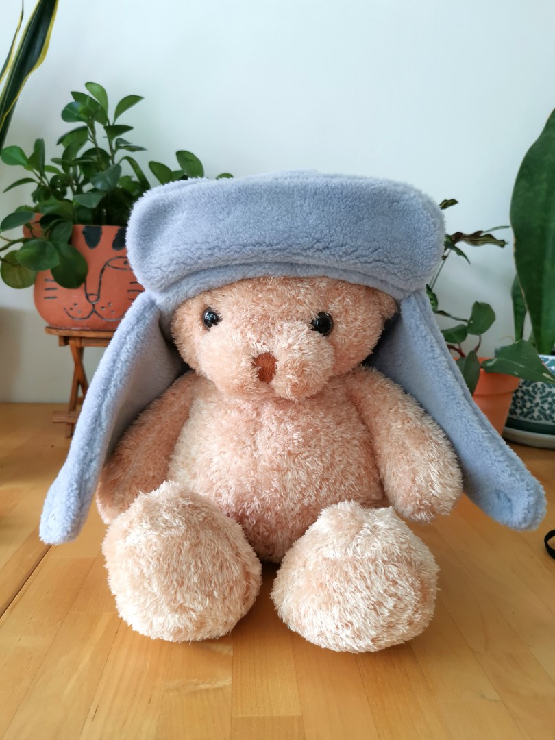 Nefful Negative ions Blanket Hat, Men's Fashion, Watches & Accessories