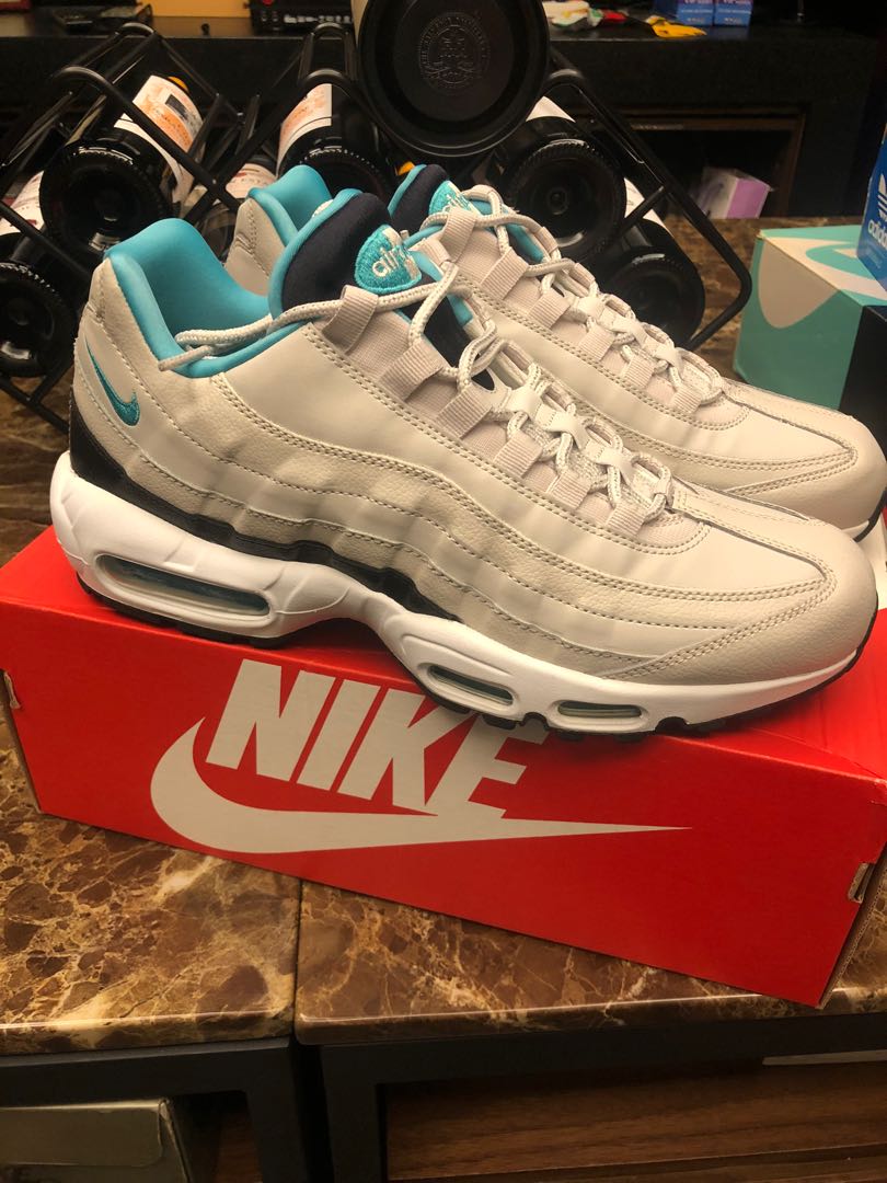 nike 95 essentials