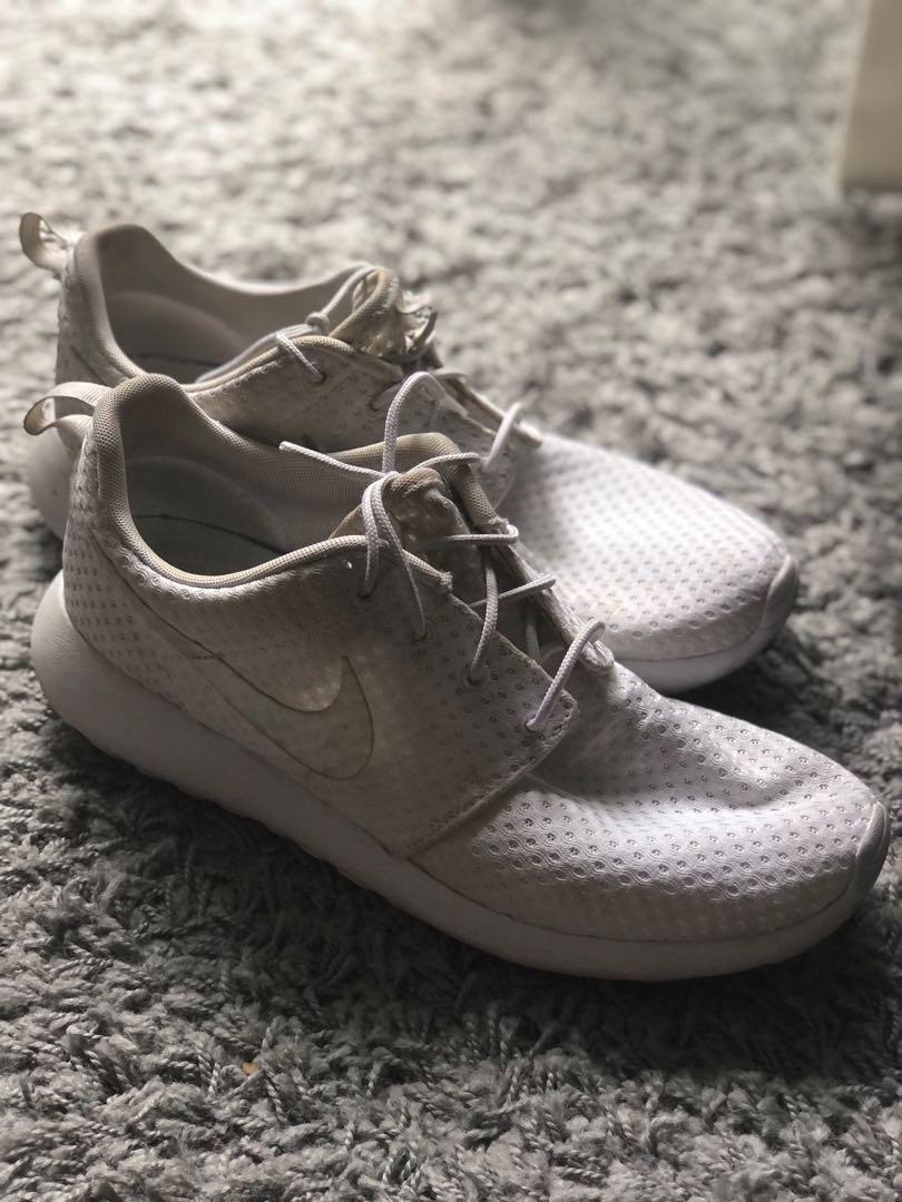 Nike Roshe Run s All White Men s Fashion Footwear Sneakers on