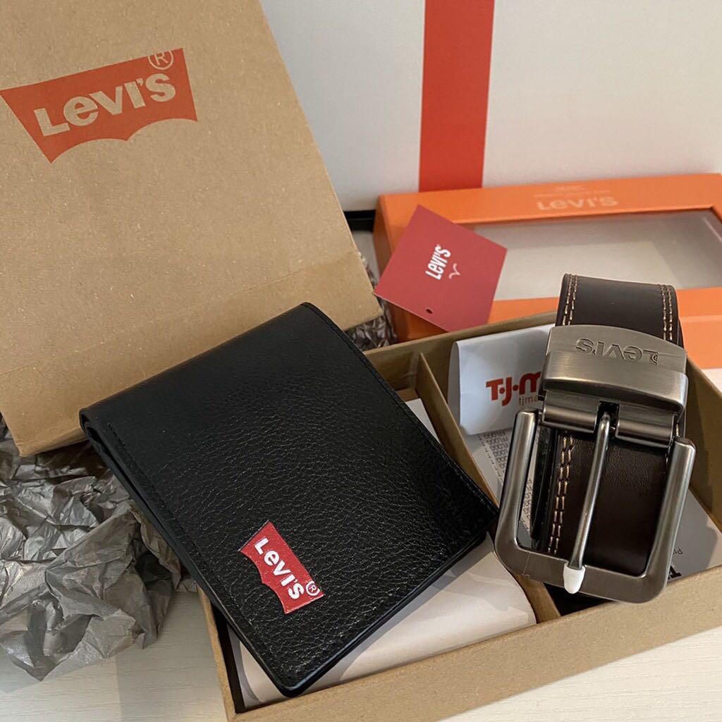 Levis belt clearance and wallet set