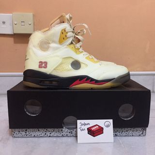 (Category: ) located in . Submitted by snkrscaled (Listing ID 1131171272, Image 1). Description: .