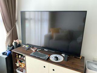Philips 49" UHD LED TV 49PUT5801 - Spoiled/Repairs needed/for parts