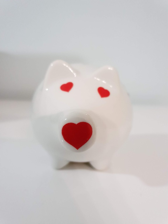 Vegas piggy bank sales