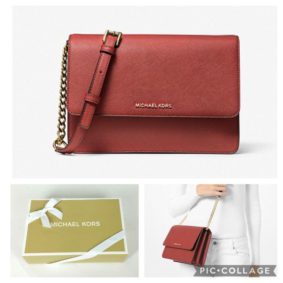 PO: 💯 authentic 4 colors MICHAEL KORS Daniela Large Saffiano Leather  Crossbody Bag, Women's Fashion, Bags & Wallets, Cross-body Bags on Carousell