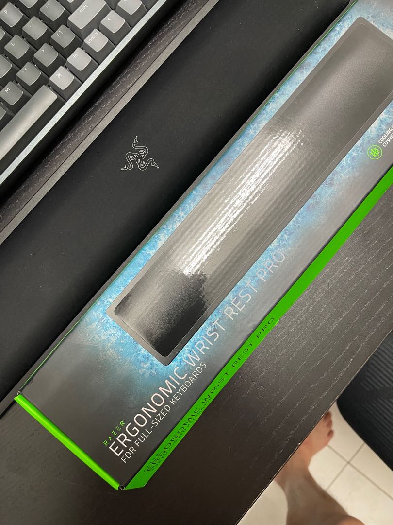 Razer Cooling Gel Wrist Rest Palmrest 100 Original, Computers & Tech
