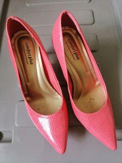 Salmon pink 3 inches pointed high heels