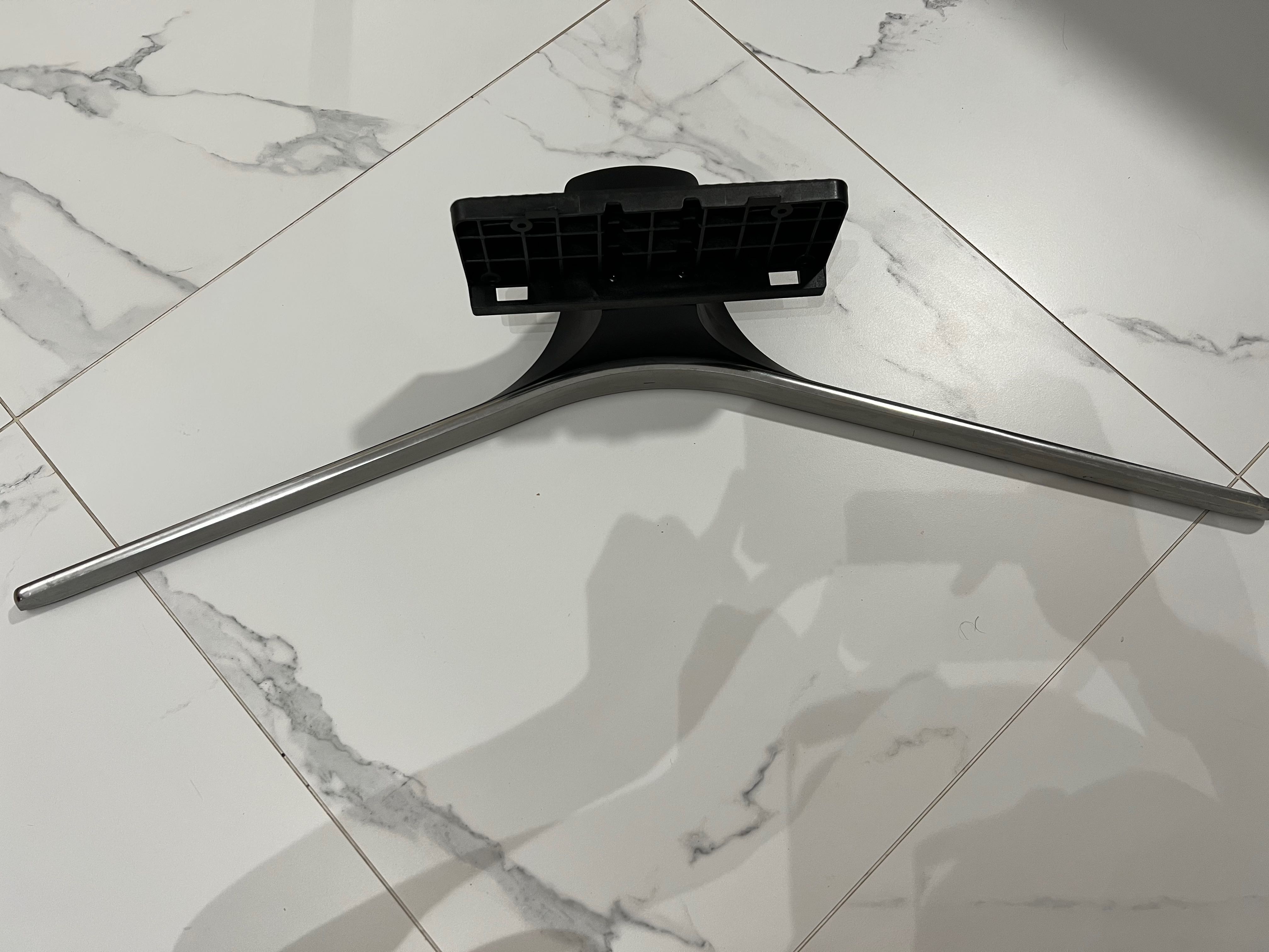 Samsung Curved TV Stand, TV & Home Appliances, TV & Entertainment, TV