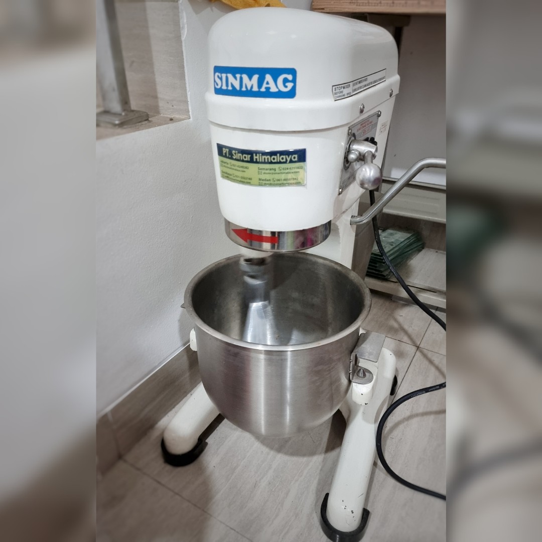 harga mixer sinmag 10 liter