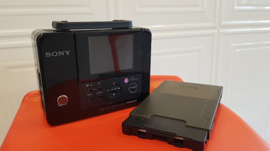 SONY Digital Photo Printer DPPFP95, Computers & Tech, Printers, Scanners & Copiers on Carousell