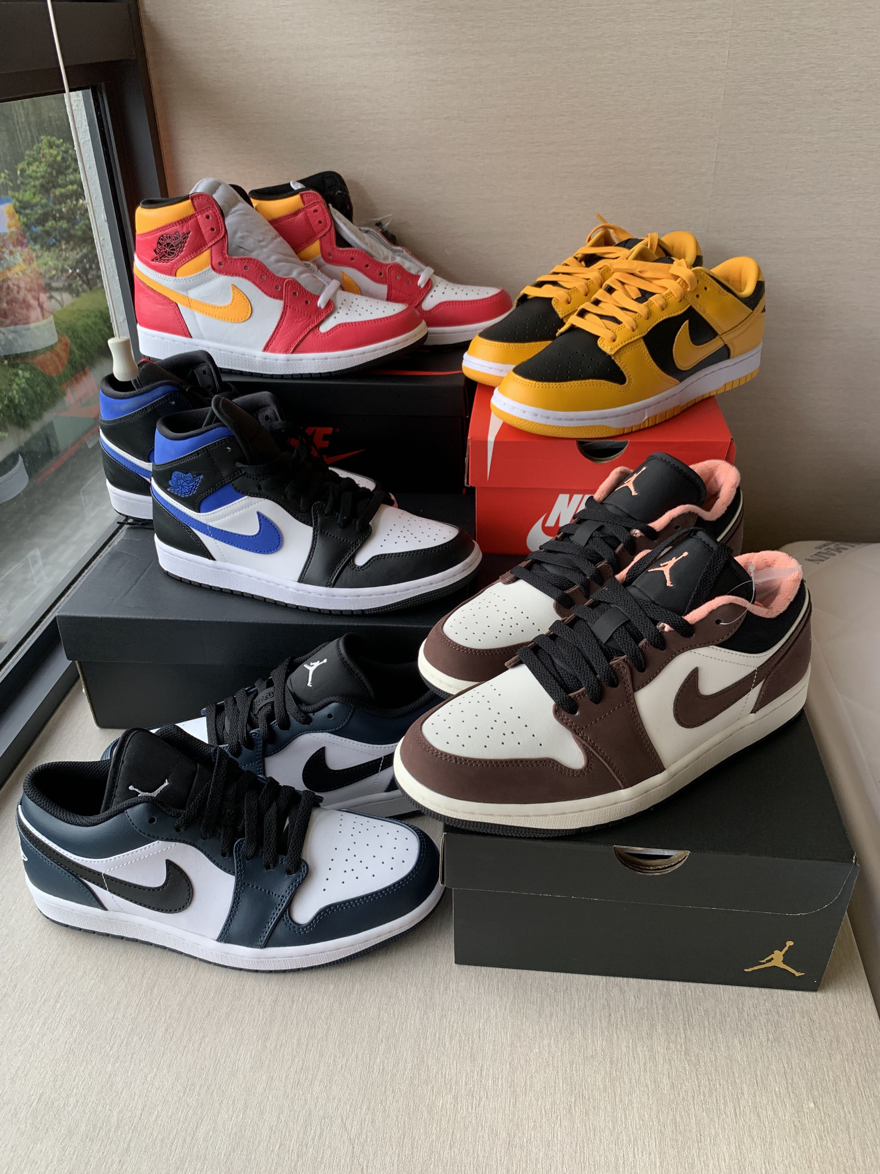Air jordan 1 low mid store