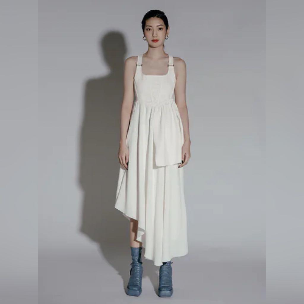 White dresses discount in stores