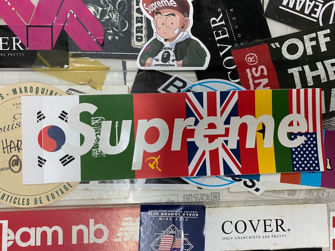 Supreme box logo flag on sale