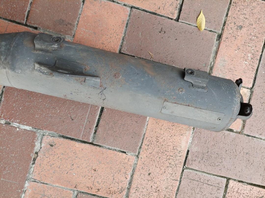 Y15zr sniper Uma racing 28mm back pressure exhaust, Motorcycles