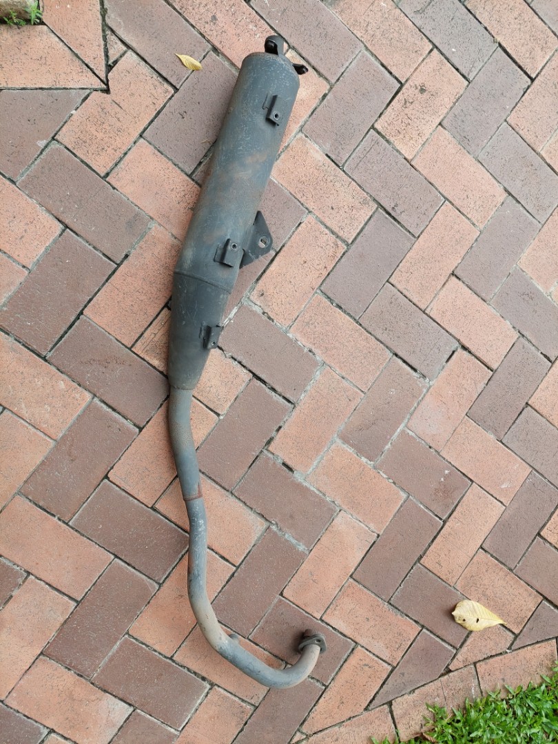 Y15zr sniper Uma racing 28mm back pressure exhaust, Motorcycles