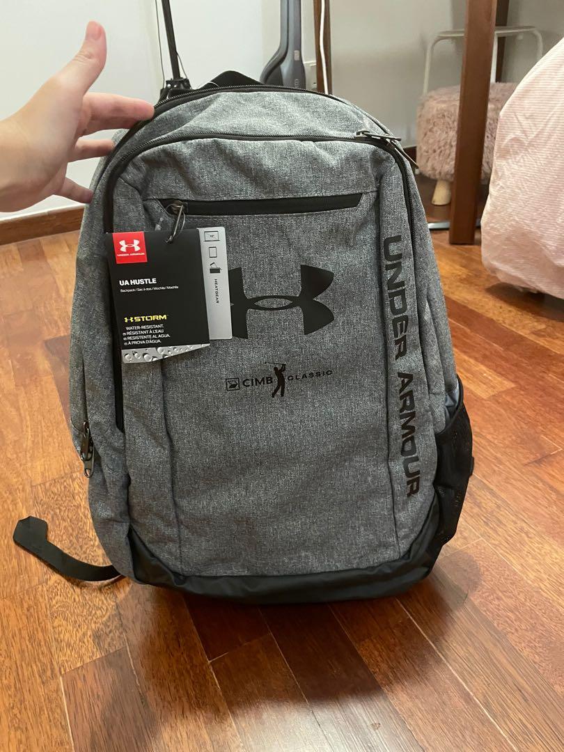 Under armour store hustle ldwr