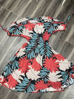 (Category: ) located in . Submitted by sywardrobe (Listing ID 1131058829, Image 1). Description: .