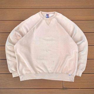 cream sweatshirt vintage