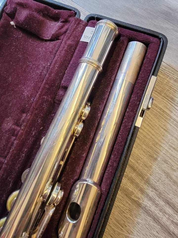 Yamaha Flute 471 Sterling Silver, Hobbies & Toys, Music & Media