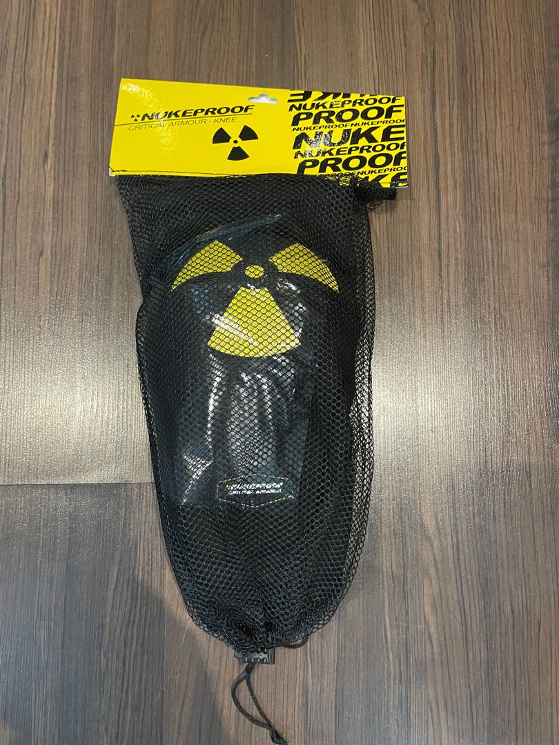 Nukeproof critical top enduro knee sleeve