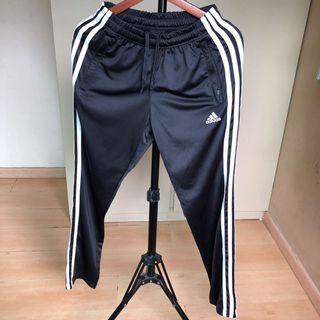 (Category: ) located in . Submitted by nothinglastforeverstore (Listing ID 1131287856, Image 1). Description: .