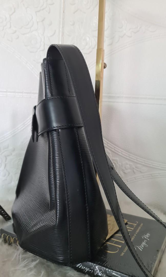 Authentic LOUIS VUITTON Sac D'Paule Black Epi Leather Shoulder Bag Purse  #52611