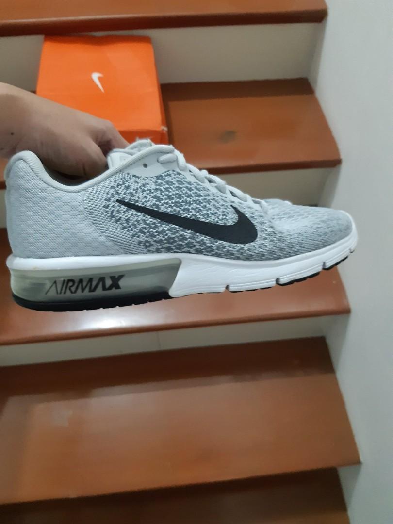 Authentic Nike Air Max Sequent 2 Sneakers Size 10.5 Men s