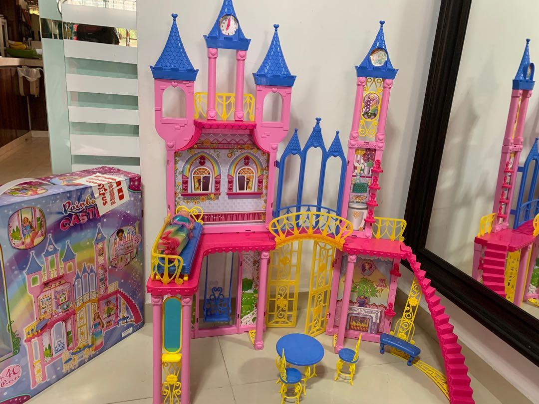 Barbie Doll House, Hobbies & Toys, Toys & Games on Carousell