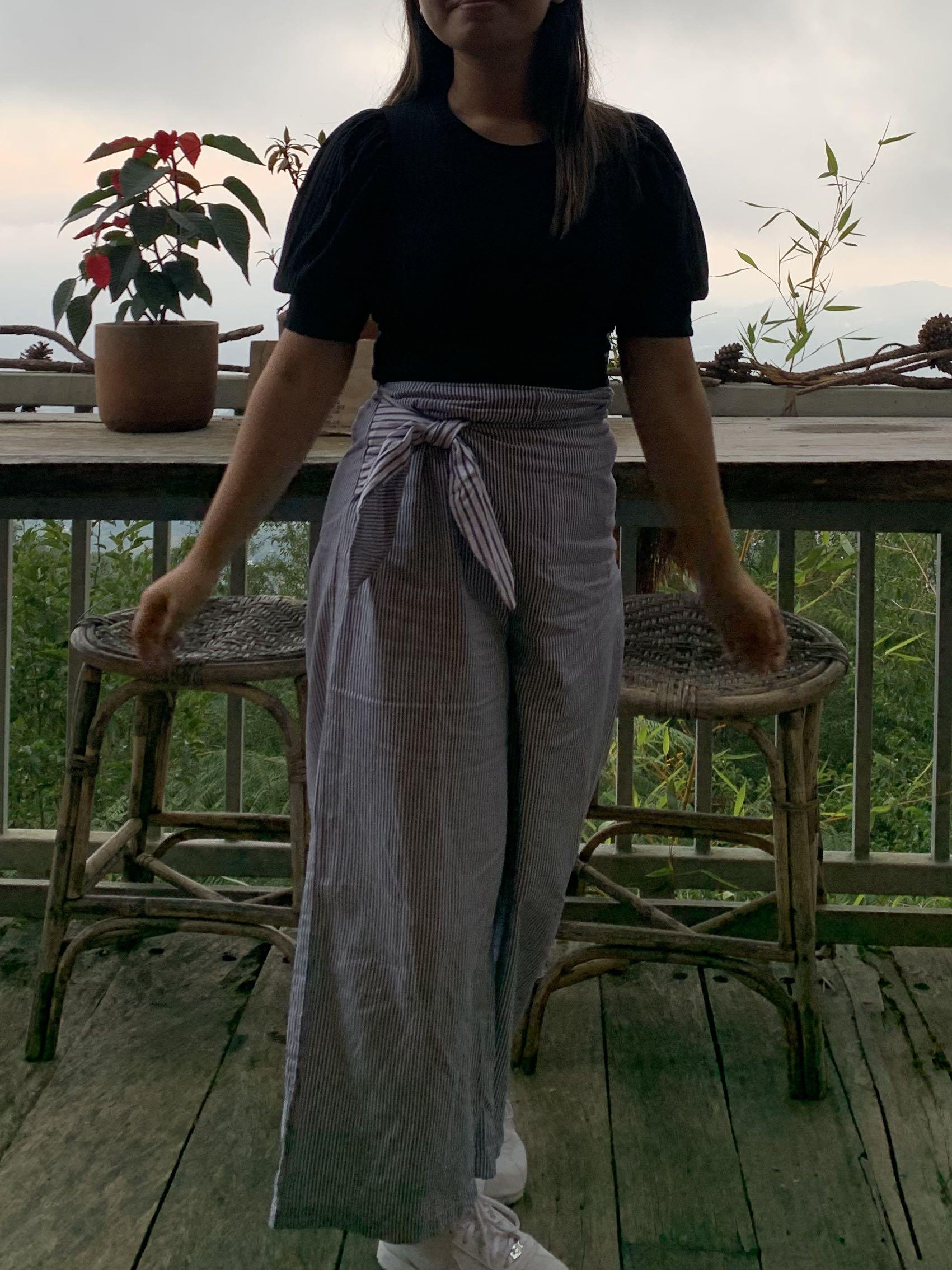 bershka cullottes (Category: Jeans) located in Manila. Submitted by marieljayeah (Listing ID 1131309977, Image 3). Description: nice condition, once worn. xs-small (stretch).